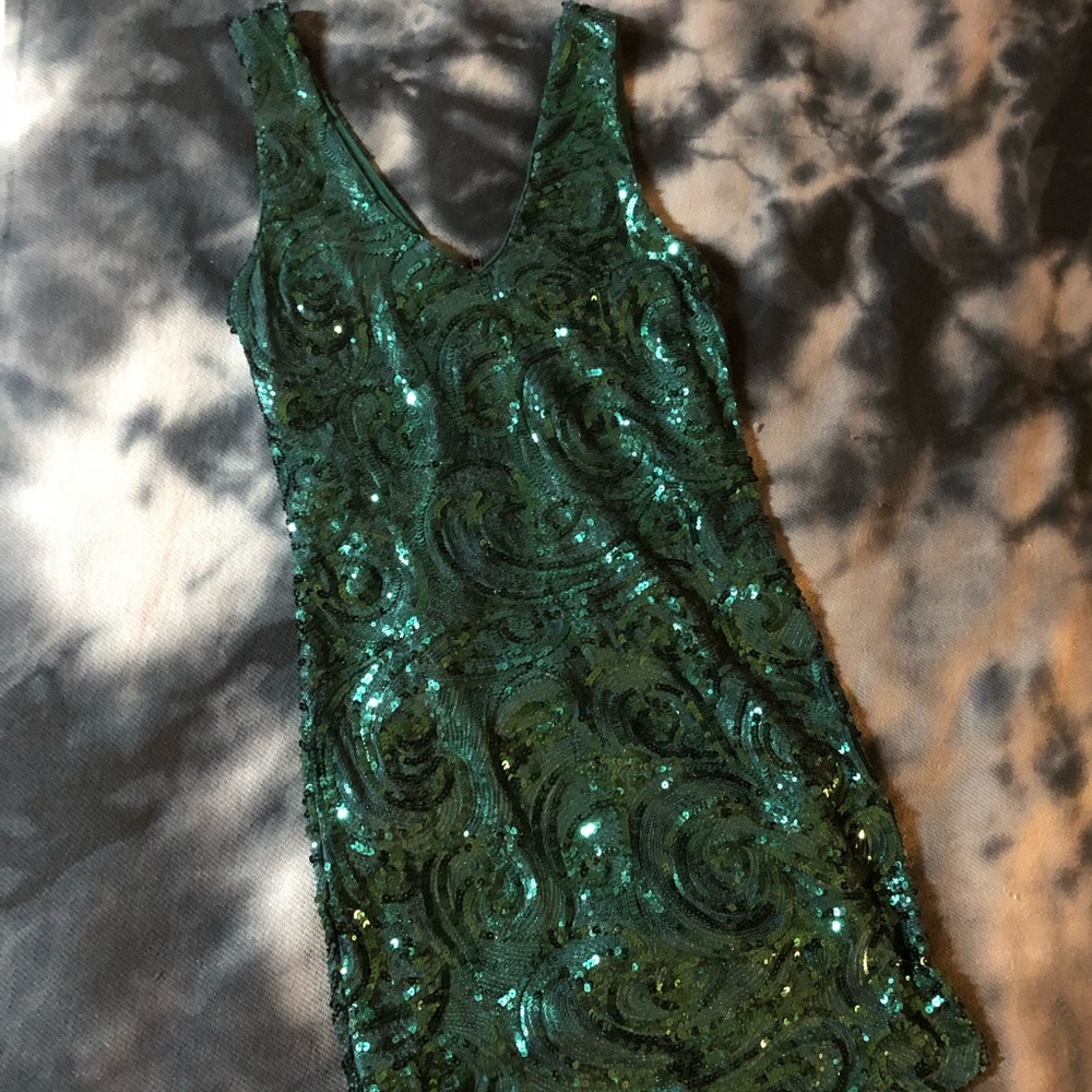 Forever 21 Green Sequin Holiday Mini Dress